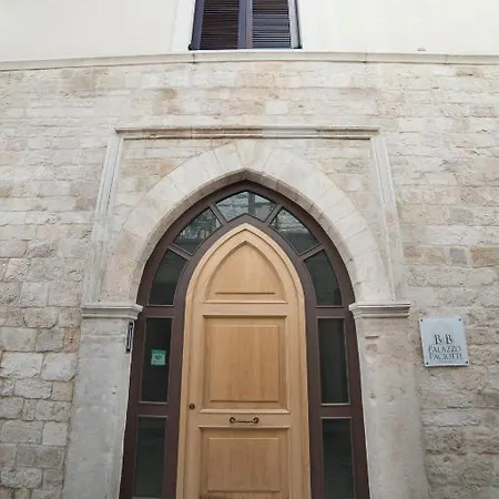 Palazzo Paciotti 4* トラーニ