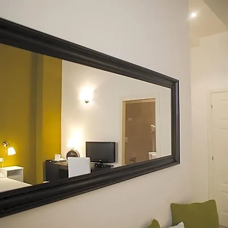 Palazzo Paciotti Nocleg ze śniadaniem 4*