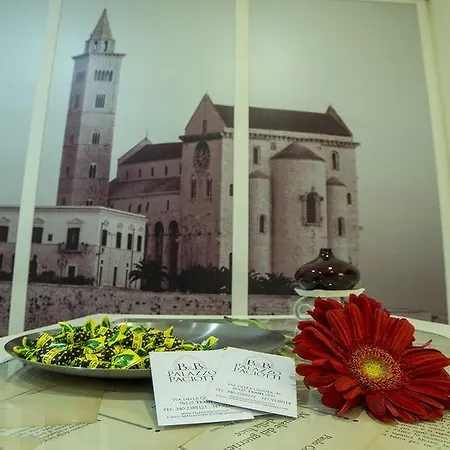 Palazzo Paciotti فندق مبيت وإفطار تراني