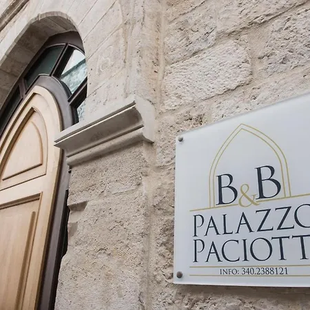 Palazzo Paciotti 4*