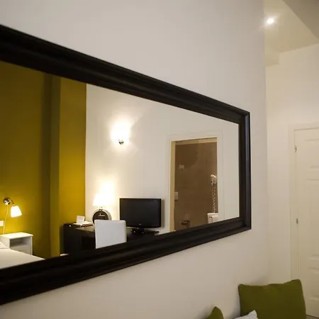 فندق مبيت وإفطار Palazzo Paciotti 2*